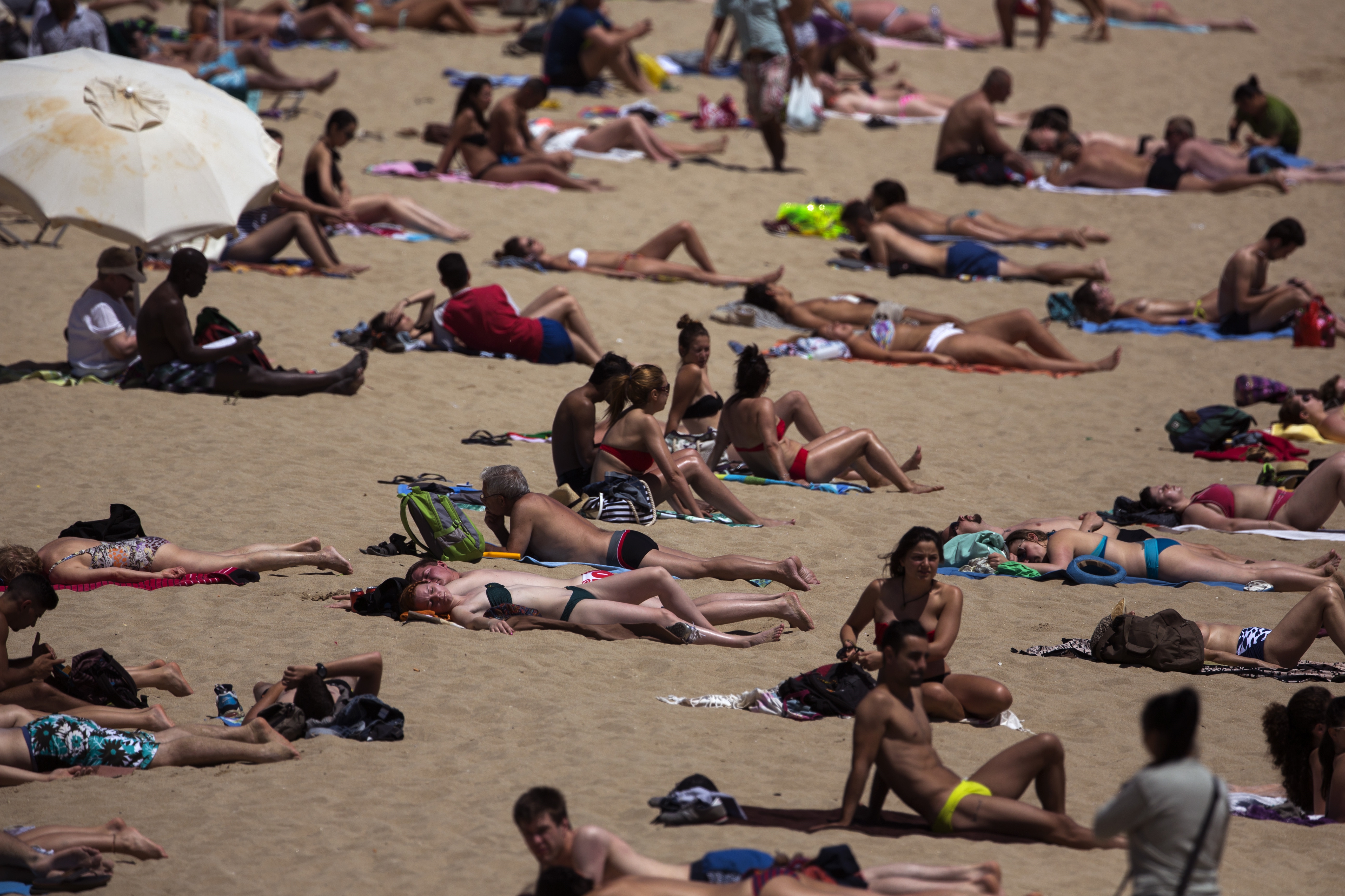 Пляж Натуристов — Особенности Отдыха На Пляже