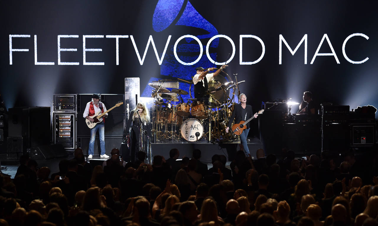 Fleetwood Mac tickets go on sale May 4 for Phoenix show