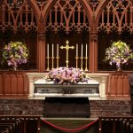 Former U.S. first lady Barbara Bush lies in repose at St. Martin's Episcopal Church Friday, April 20, 2018, in Houston, prior to the public visitation. (Richard Carson/Pool via AP)