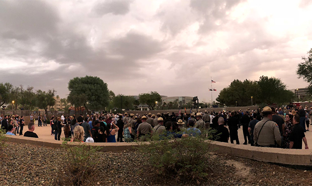 Hundreds gather in Phoenix to pay respects to fallen Arizona DPS trooper