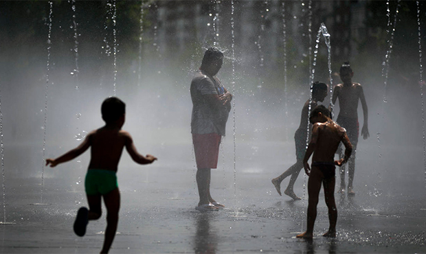 Phoenix expected to get rain this week -- but not before excessive heat