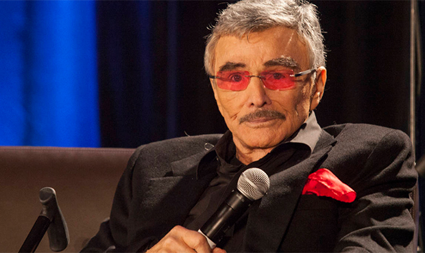 FILE - In this Aug. 22, 2015 file photo, Burt Reynolds appears at the Wizard World Chicago Comic-Co...
