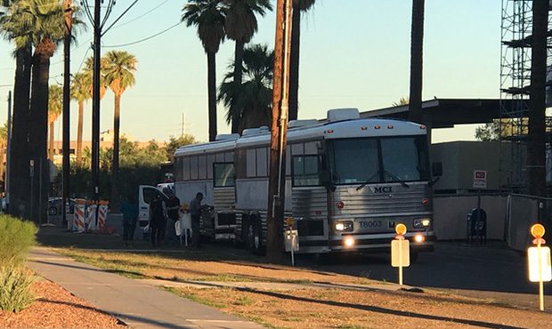 Second group of immigrant families released by ICE in Phoenix