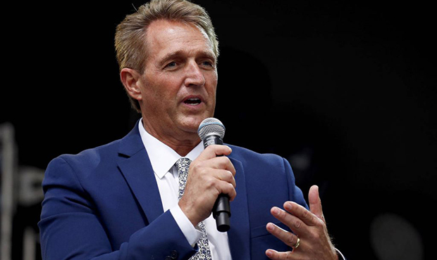 Sen. Jeff Flake begins backing away from 2020 presidential run