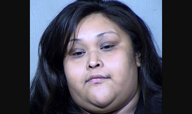 Mom arrested in Mesa for allegedly driving drunk with 4 kids in car