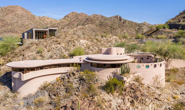 Circular Phoenix home designed by Frank Lloyd Wright to be auctioned off