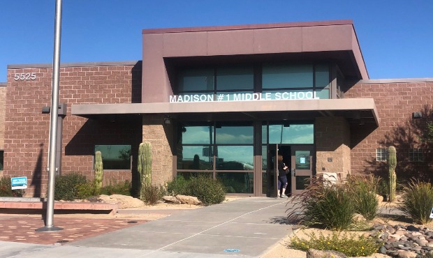 Phoenix middle school shuts down in-person learning due to COVID-19
