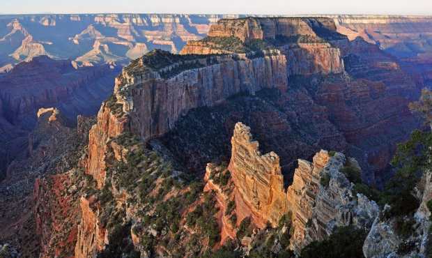 Man accused of breaking order on group size for Grand Canyon hike