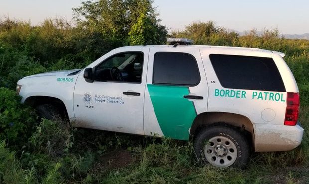 Man driving fake Border Patrol vehicle arrested near Tucson