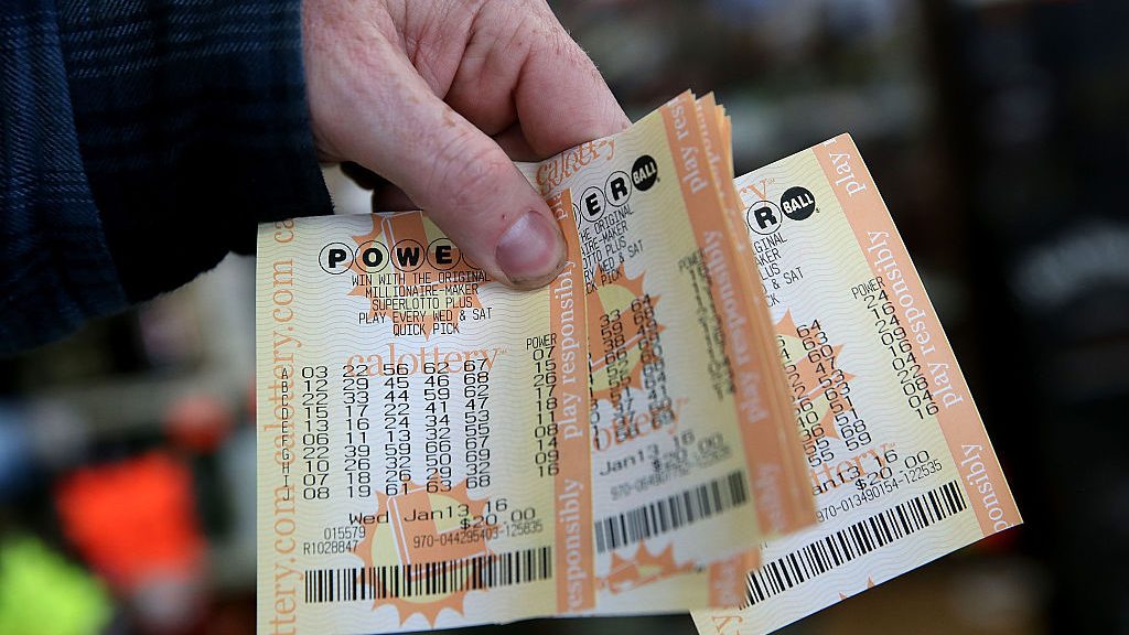 $1M Powerball ticket sold in Tucson; jackpot reaches $400M for Christmas drawing