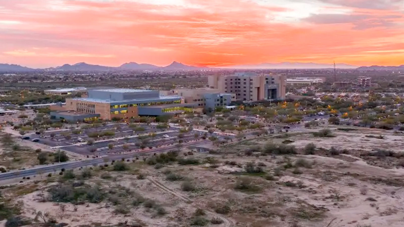 Mayo Clinic buys 288 acres for expansion around Phoenix hospital