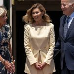 
              President Joe Biden and first lady Jill Biden greet Olena Zelenska, spouse of Ukrainian's President Volodymyr Zelenskyy at the White House in Washington, Tuesday, July 19, 2022. (AP Photo/Andrew Harnik)
            