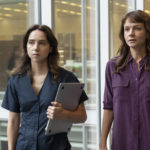 
              This image released by Universal Pictures shows Zoe Kazan as Jodi Kantor, left, and Carey Mulligan as Megan Twohey in a scene from "She Said." (JoJo Whilden/Universal Pictures via AP)
            