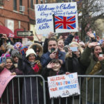 
              The crowd awaits Britain's Prince William and Kate, Princess of Wales, outside of Roca Thursday, Dec. 1, 2022, in Chelsea, Mass. (AP Photo/Reba Saldanha, Pool)
            