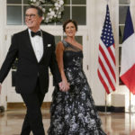 
              Late night talk show host Stephen Colbert and his wife Evelyn McGee-Colbert arrive for the State Dinner with President Joe Biden and French President Emmanuel Macron at the White House in Washington, Thursday, Dec. 1, 2022. (AP Photo/Susan Walsh)
            