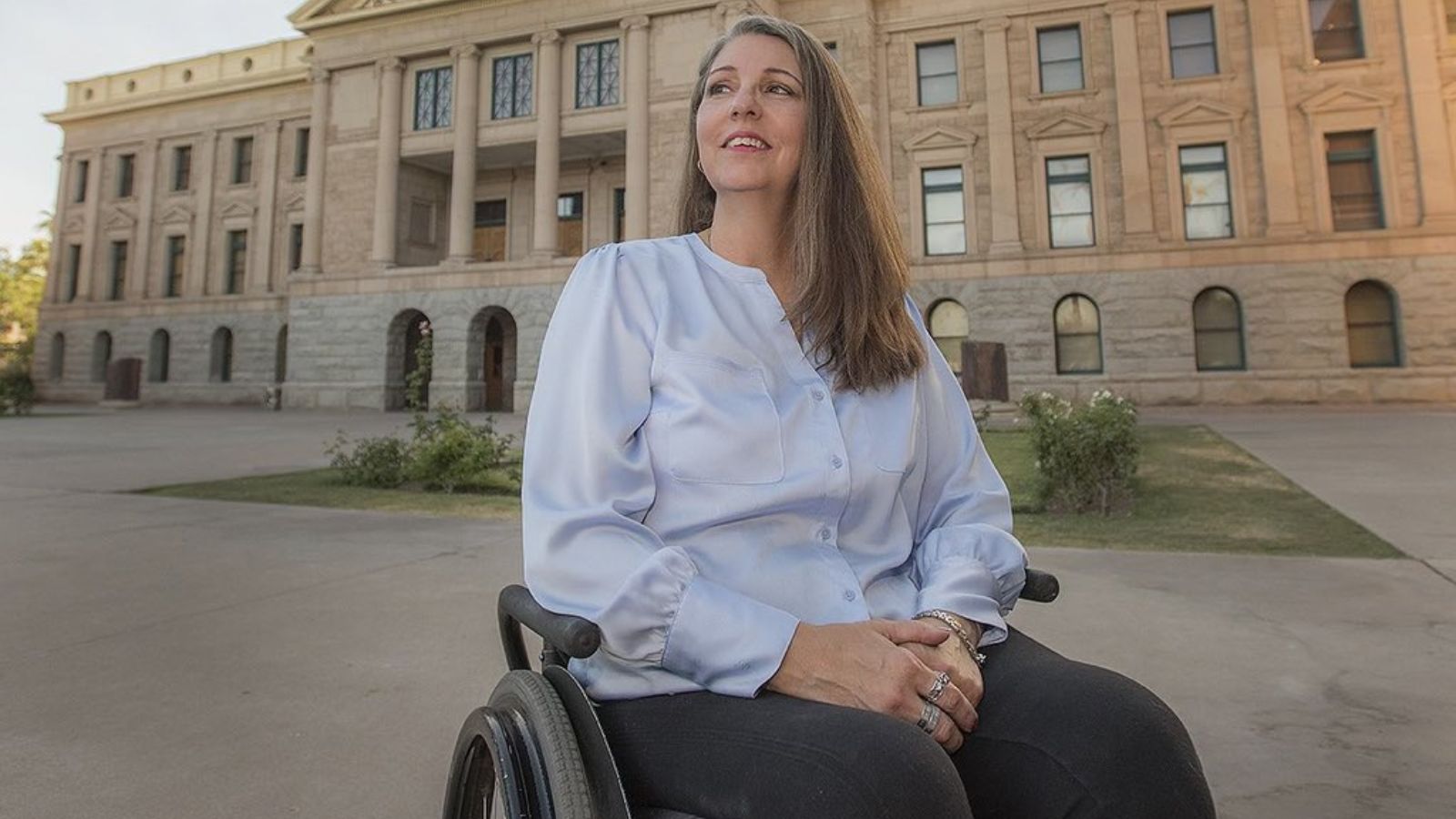 Jennifer Longdon resigns from Arizona House of Representatives...