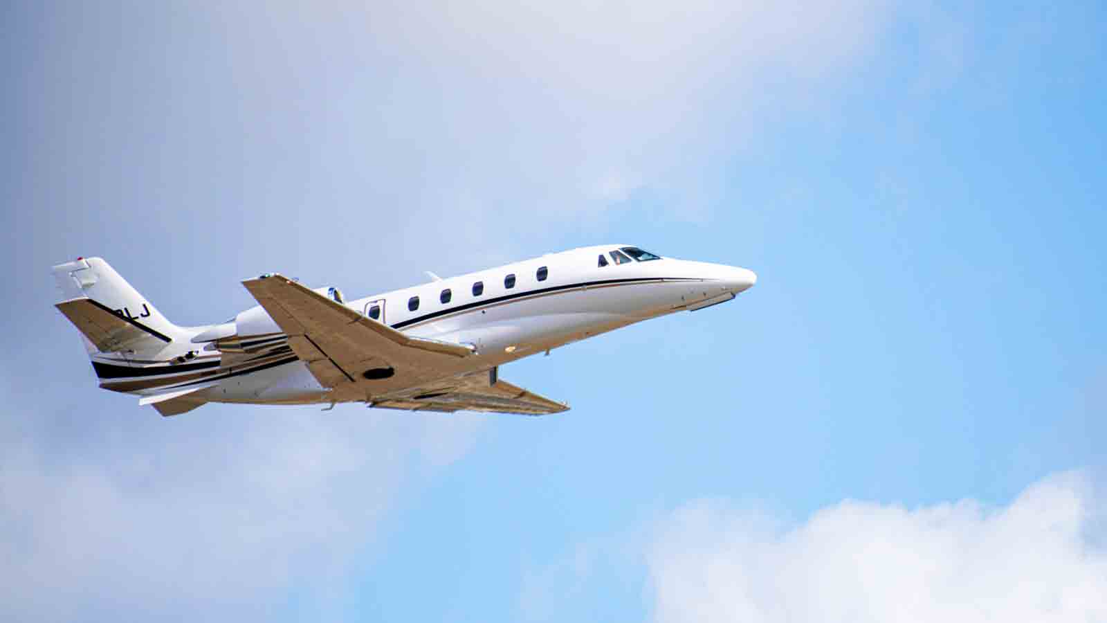PrismJet takes flight: New private jet service now available at Scottsdale Airport