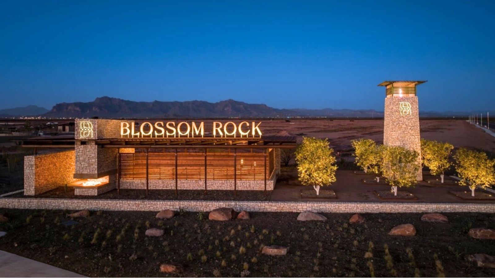 Blossom Rock at Superstition Vistas throws event on Saturday...