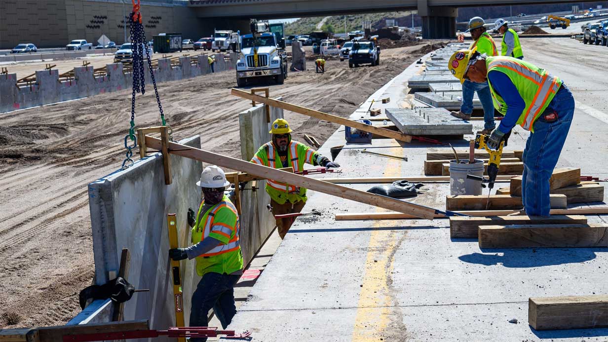 Roadwork to close significant stretches of 2 metro Phoenix freeways this weekend