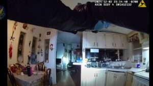 Phoenix Police release video of officer shooting man who wielded knife
