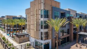 Luxury apartment community completes construction north of Tempe Town Lake