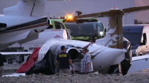 1 killed, 3 injured in Scottsdale Airport runway crash involving Mötley Crüe singer's plane
