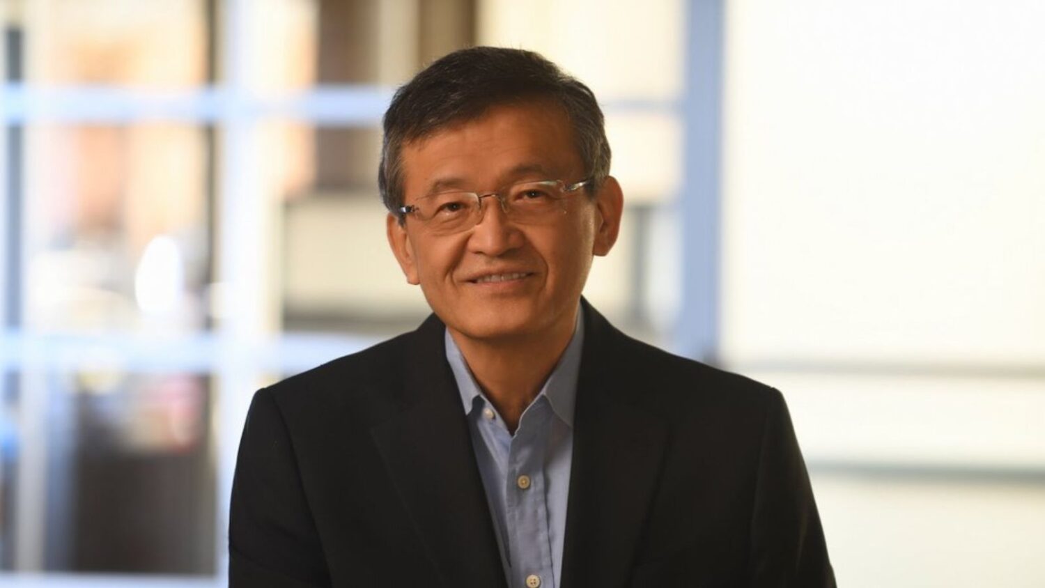 Lip-Bu Tan, who resigned from Intel board of directors last summer, is back with the troubled chipm...