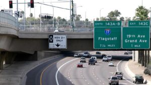 Solo EV drivers set to lose access to Arizona’s HOV lanes later this year