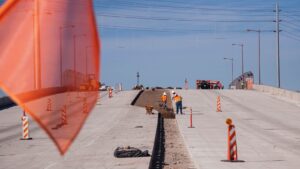 Multiple construction projects will slow metro Phoenix traffic this weekend