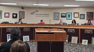 Paradise Valley school district approves pay increase, renews performance-based plan