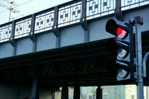 Tempe red light cameras nab more than 2,200 traffic violations in 2 weeks