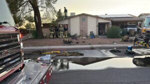 Man sustains critical burn injuries in Phoenix house fire