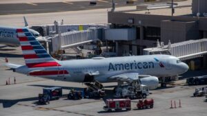 American Airlines announces new Phoenix route to winter skiing destination