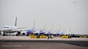 American Airlines anticipates record July 4 holiday travel at Phoenix Sky Harbor
