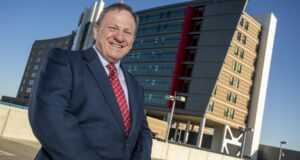 Health care veteran to take helm at Phoenix Children's as Meyer retires after 23 years