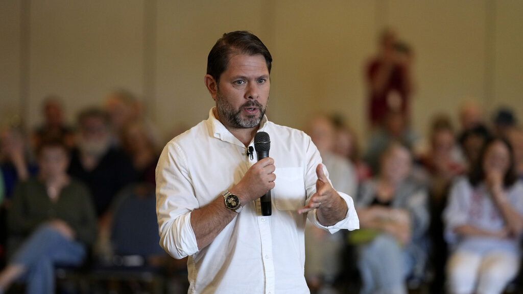 Hundreds of people cheered Sen. Ruben Gallego at a town hall meeting in eastern Iowa Saturday as th...