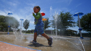 Metro Phoenix forecast includes extreme heat, chance for monsoon storms