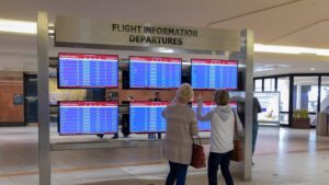 American Airlines brings connection-saving technology to Sky Harbor in time for holiday travel
