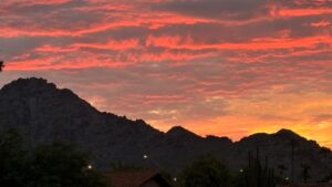 More monsoon activity expected in Phoenix area; extreme heat warning extended