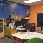 1 Darn Cool School at Phoenix Children's Hospital helps kids staying at the hospital keep up with schoolwork. (Shira Tanzer/KTAR News)