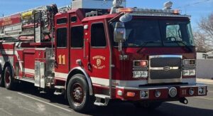 3 seriously hurt in crash at Phoenix intersection