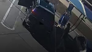 Suspect arrested for allegedly exposing himself to woman at Tempe car wash