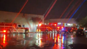 Most of Desert Sky Mall reopens 1 day after roof collapse at west Phoenix shopping center