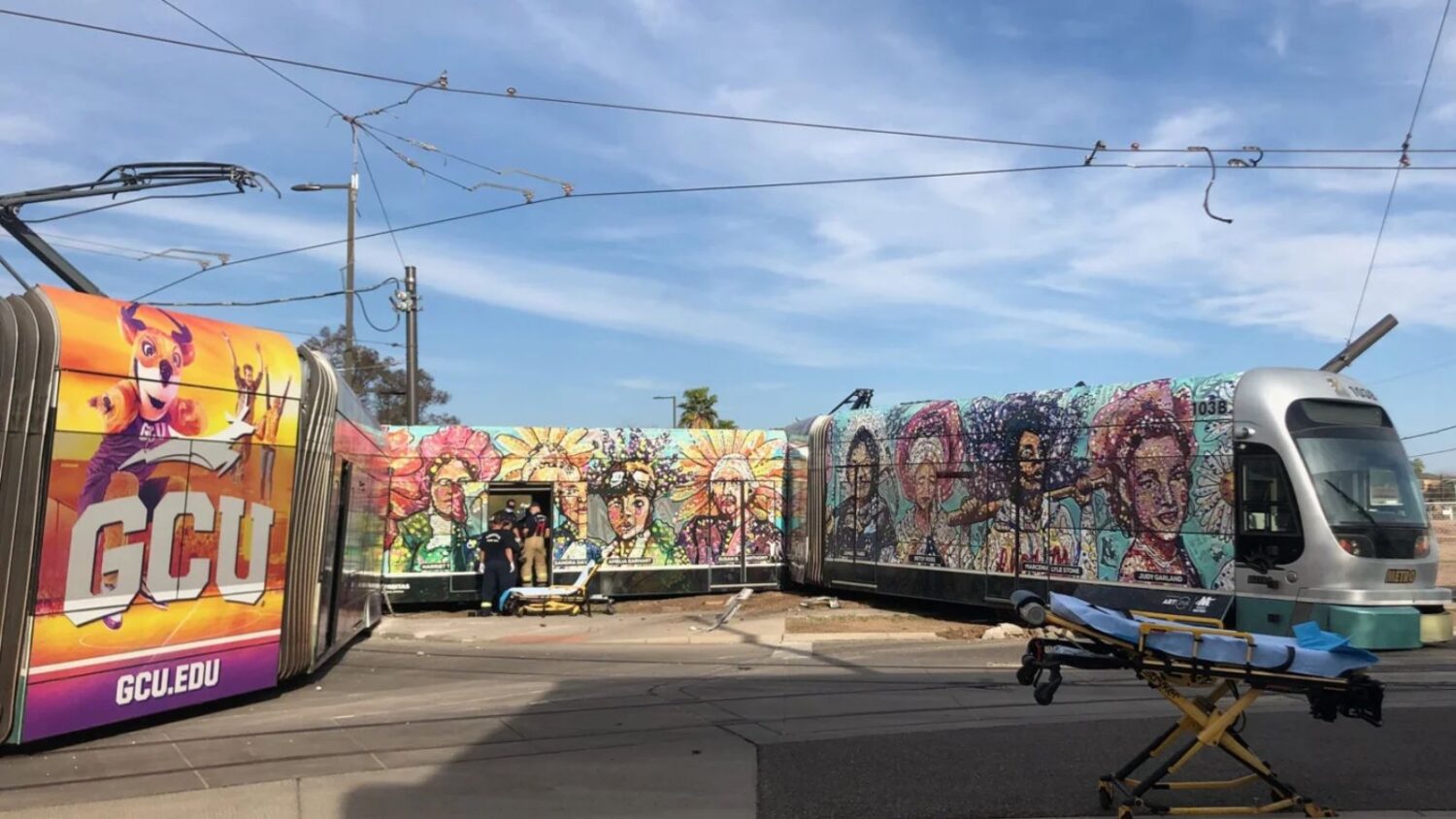 After fatal crash, Valley Metro light rail unable to travel between these 2 Phoenix stations...