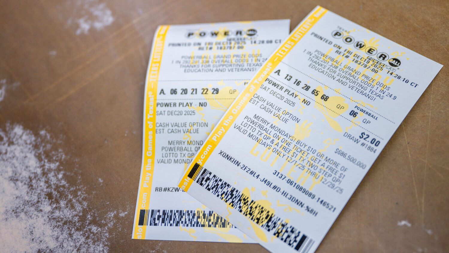 Five Powerball players in Arizona won $50,000 in Monday night's drawing. No one won the jackpot, me...