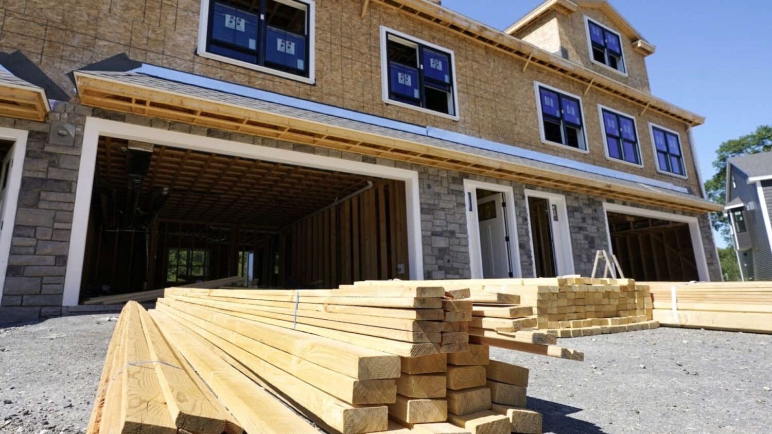 Lennar buys 600 lots on land that once was Mesa dairy farm...
