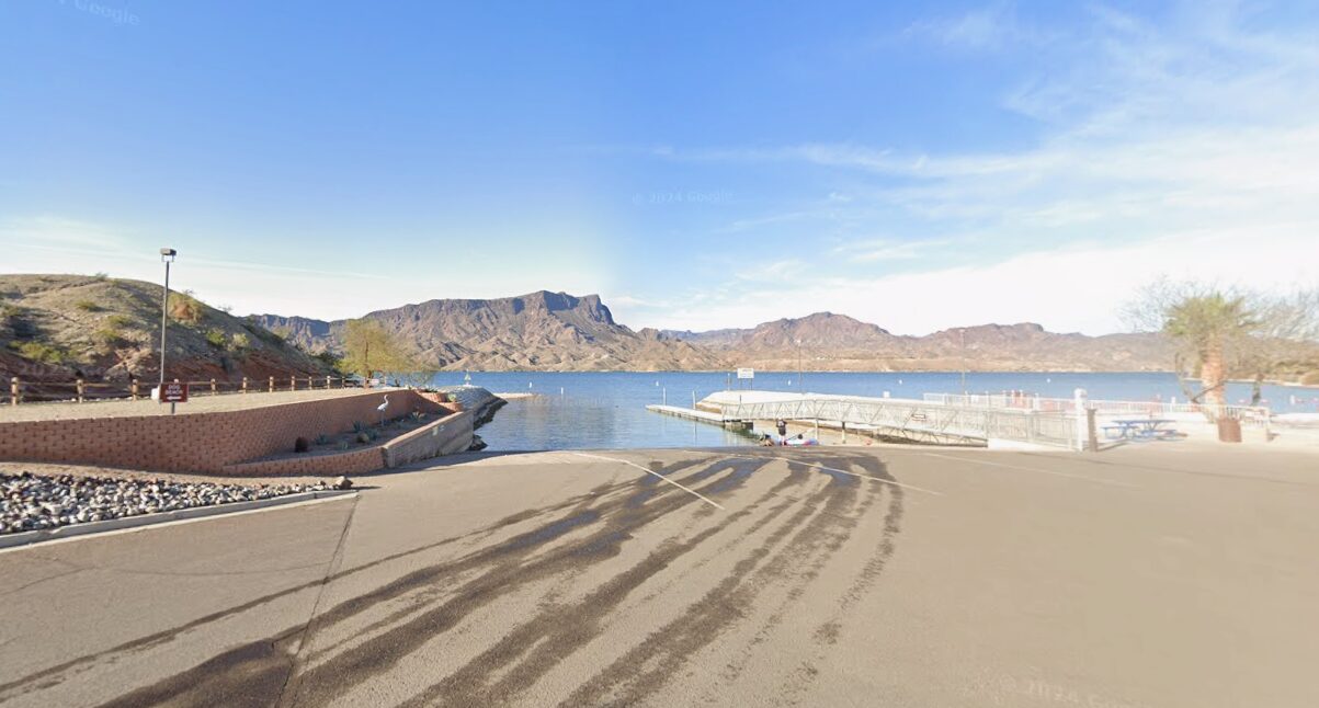 A California woman drowned in Lake Havasu on Monday after falling off a houseboat, authorities said...