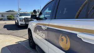 1 man, 1 woman dead in west Phoenix shooting being investigated as murder/suicide