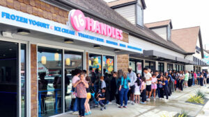 16 Handles plans to open 3 frozen yogurt shops in metro Phoenix
