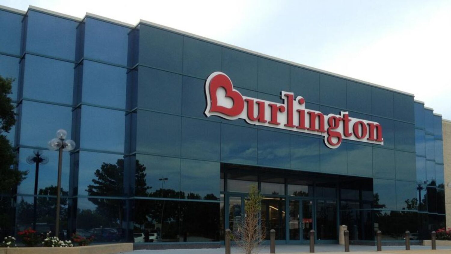 Burlington snaps up 178 acres in West Valley...